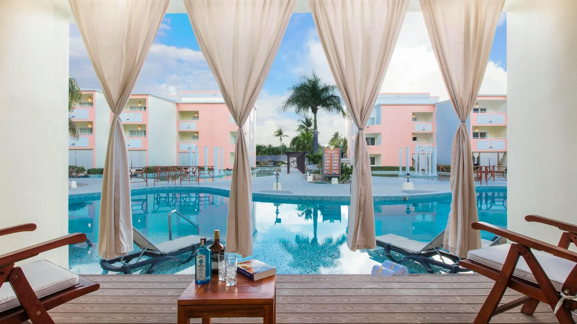 The Royal Suites Turquesa by Palladium