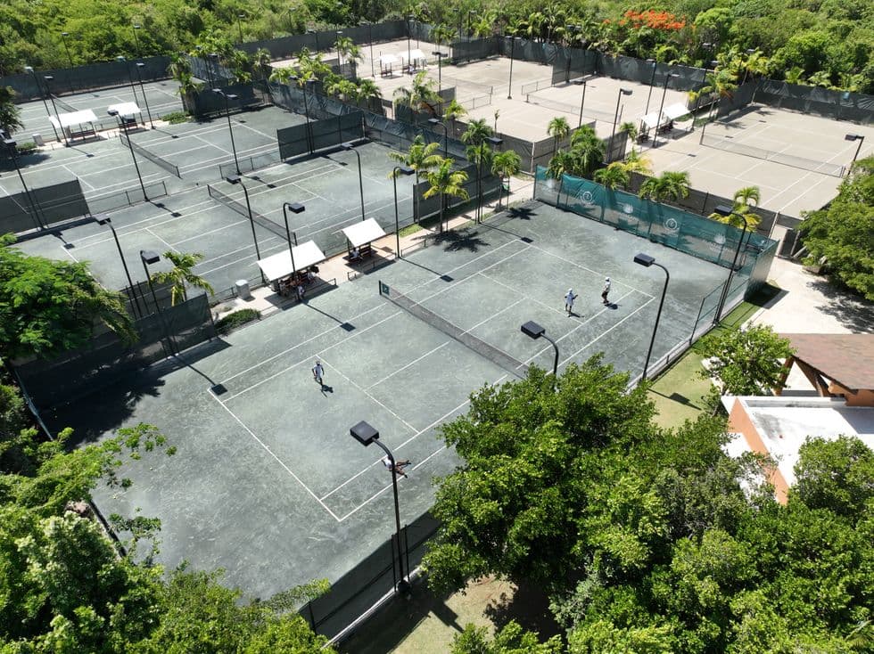 Oscar de la Renta Tennis Center by LUX Tennis