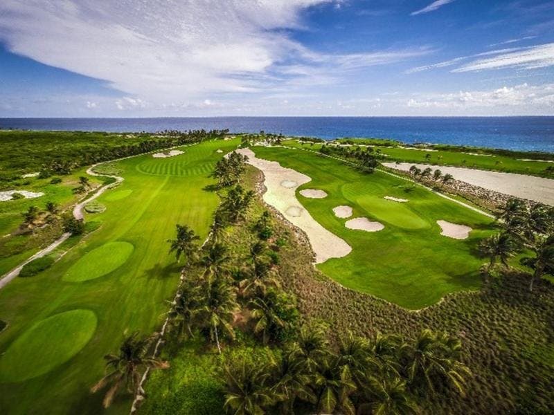 los corales golf course
