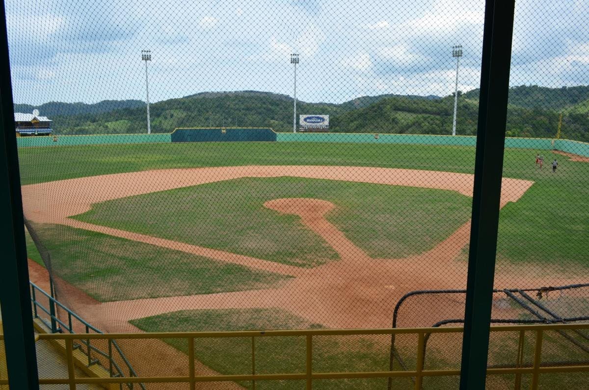 Estadio Bartolo Colón