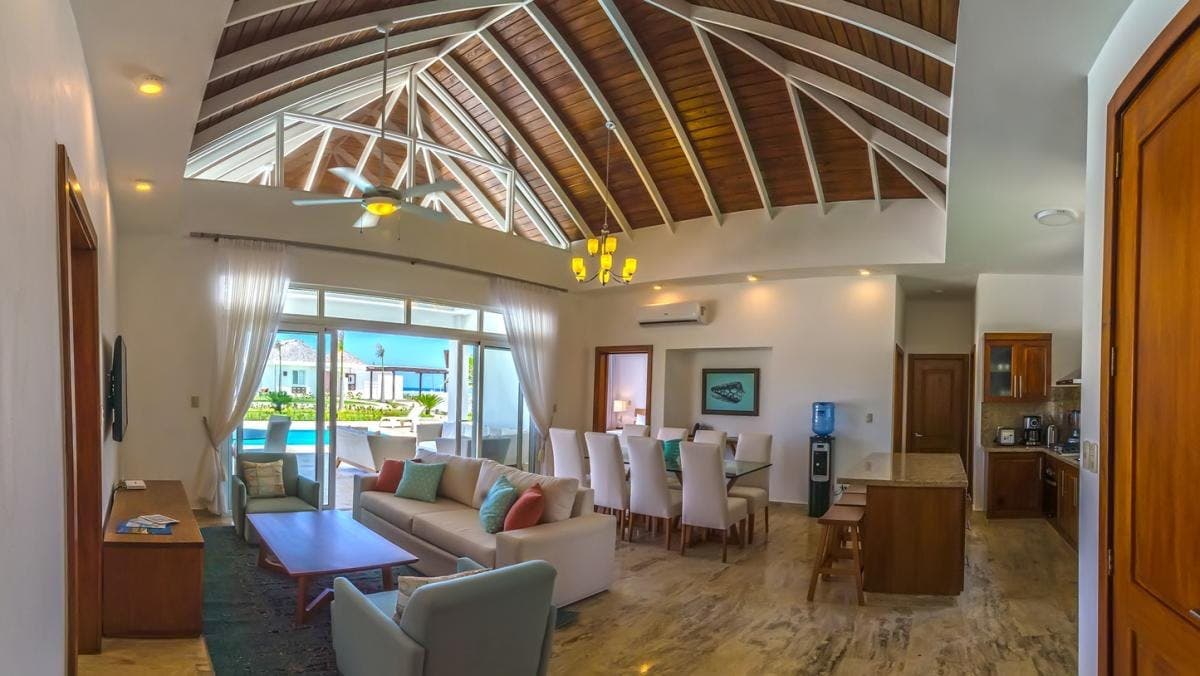 Ocean Village Deluxe