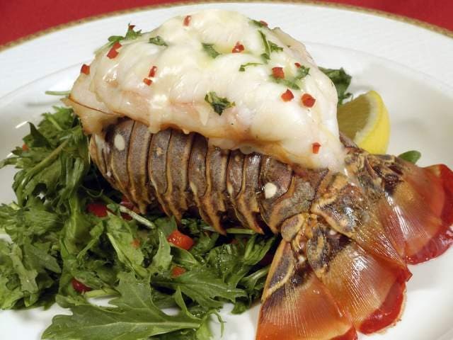 Pedernales Restaurantes