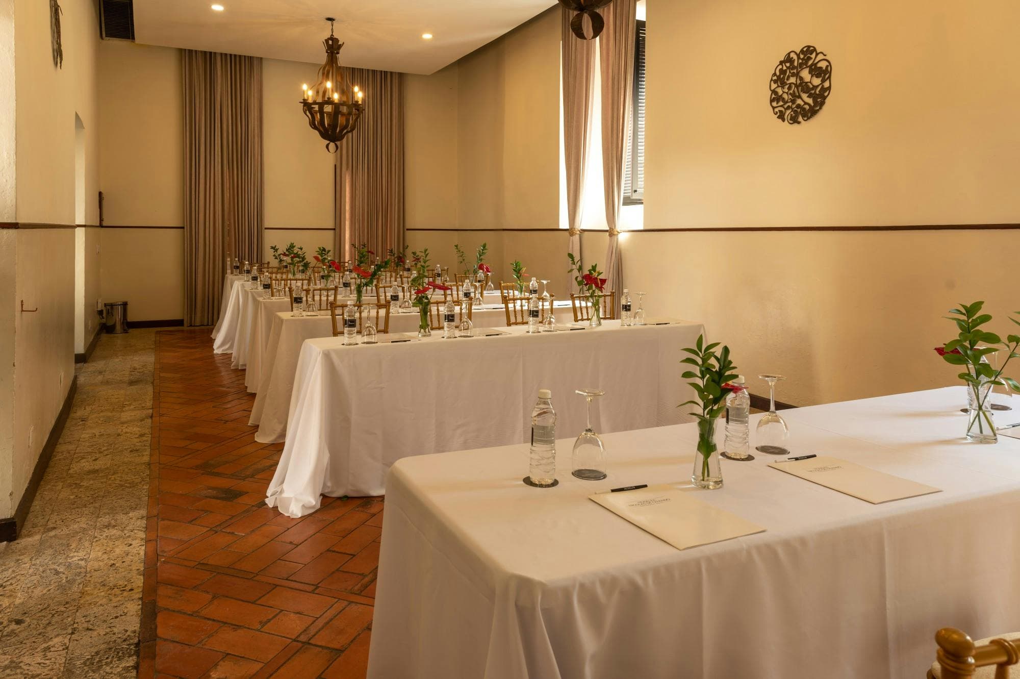 Hodelpa Nicolás de Ovando