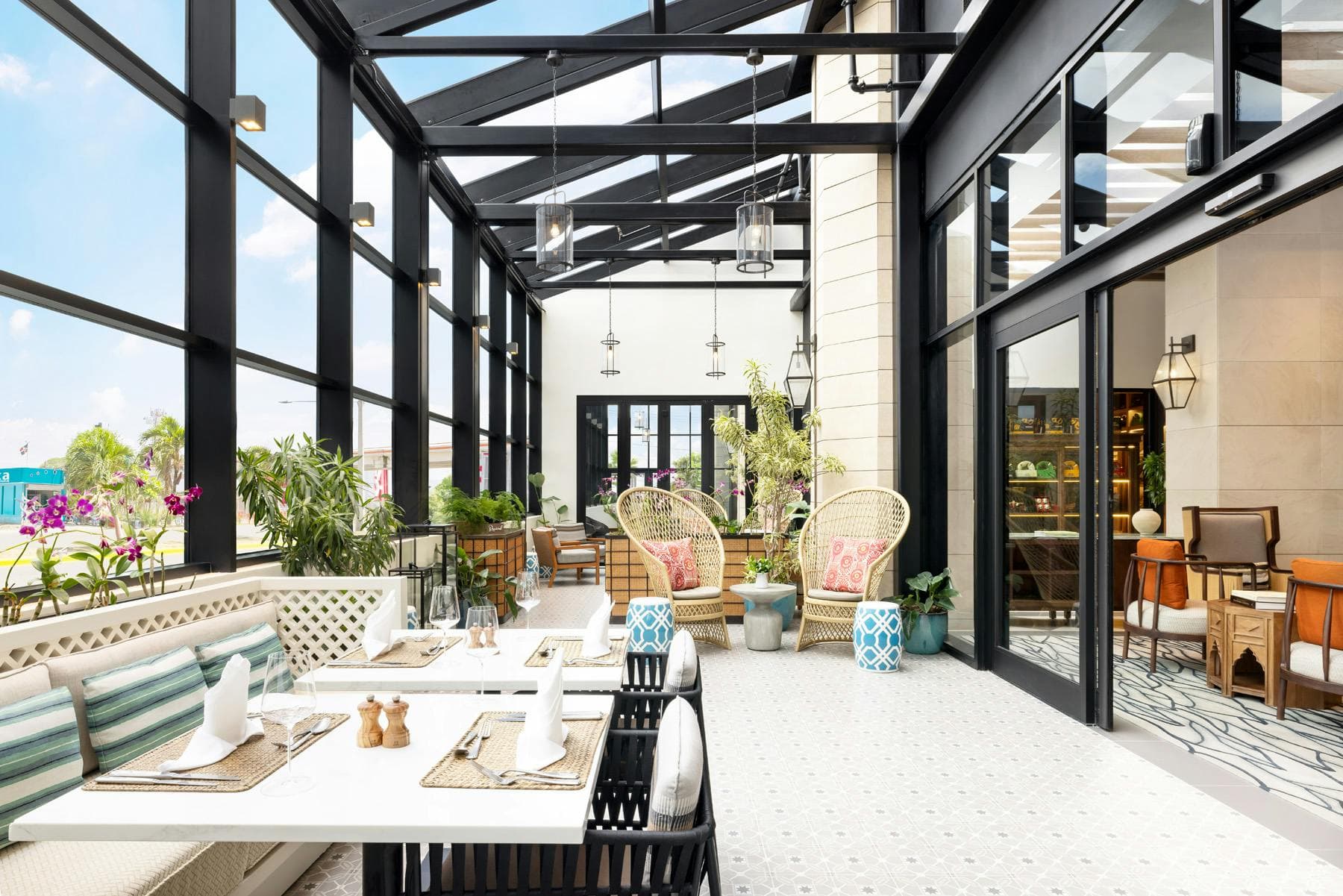 Hotel Santiago, Curio Collection by Hilton