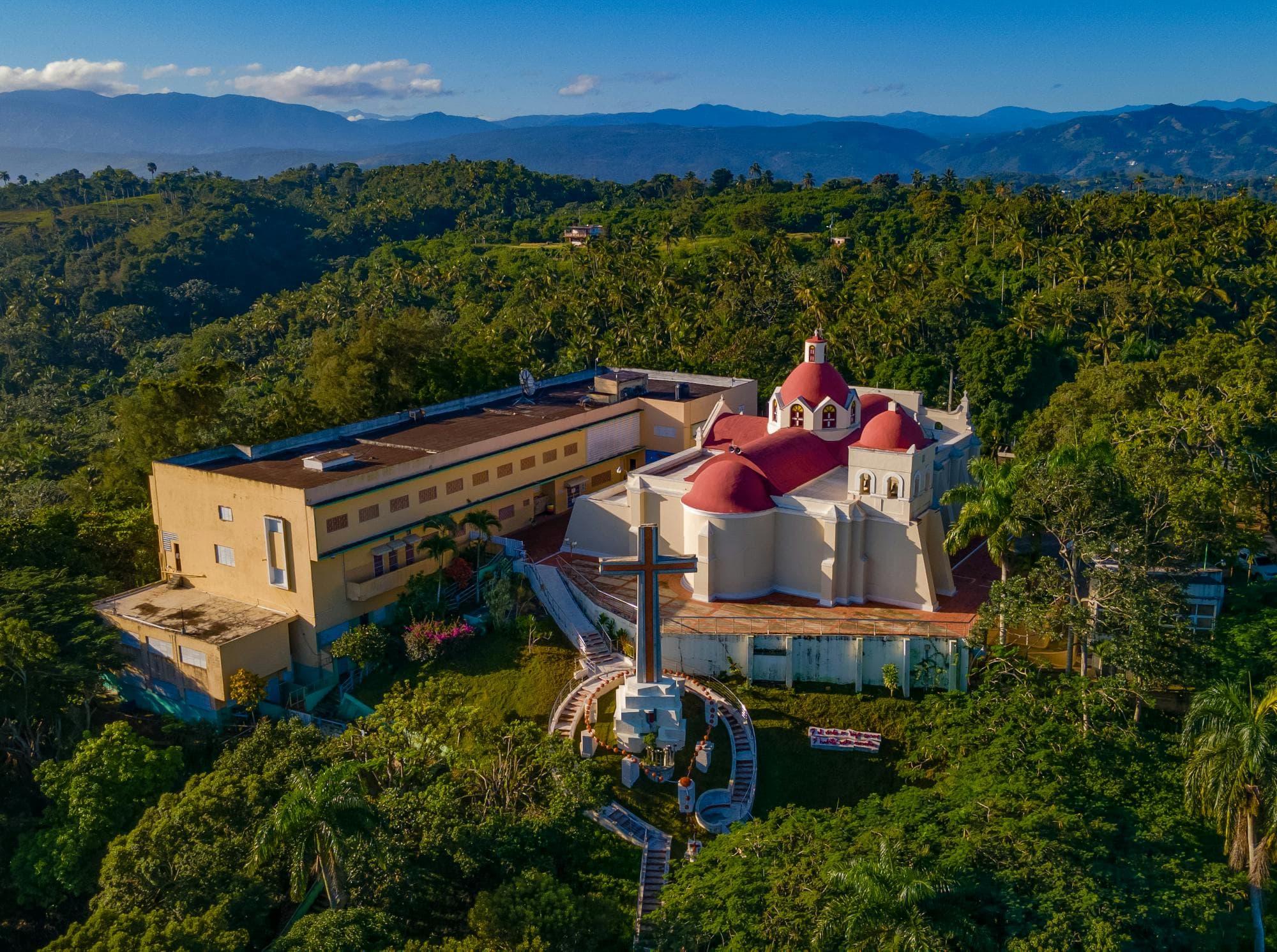 Iglesia del Santo Cerro