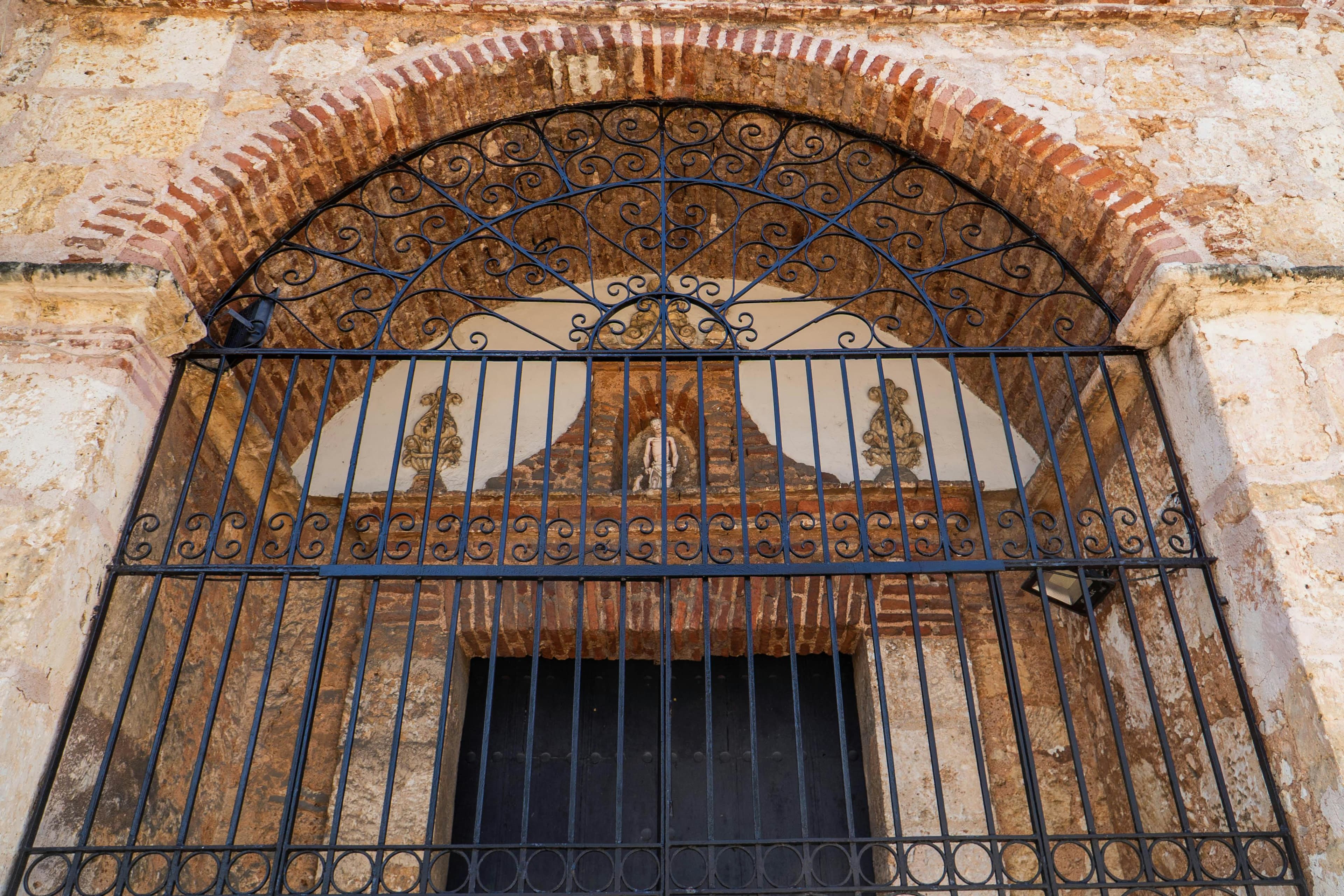 Iglesia y Hospital de San Lázaro – Zona Colonial