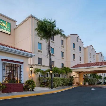 Quality Hotel Real Aeropuerto Santo Domingo